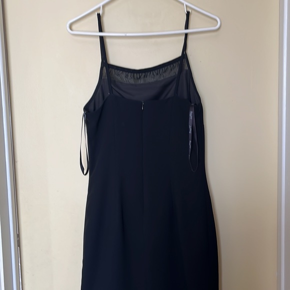 Size 8 designer dress by Joseph Ribkoff. - Picture 3 of 4
